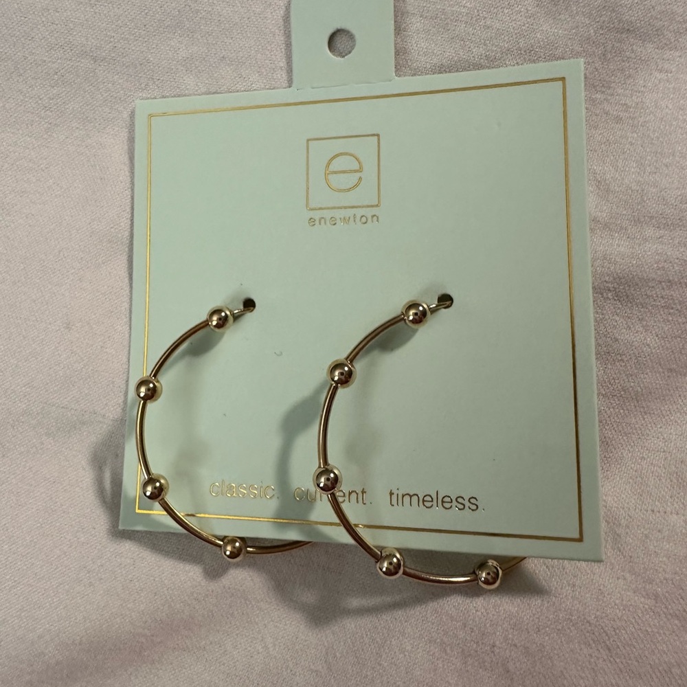 enewton Beaded Simplicity 1.5” post gold hoop- 4mm